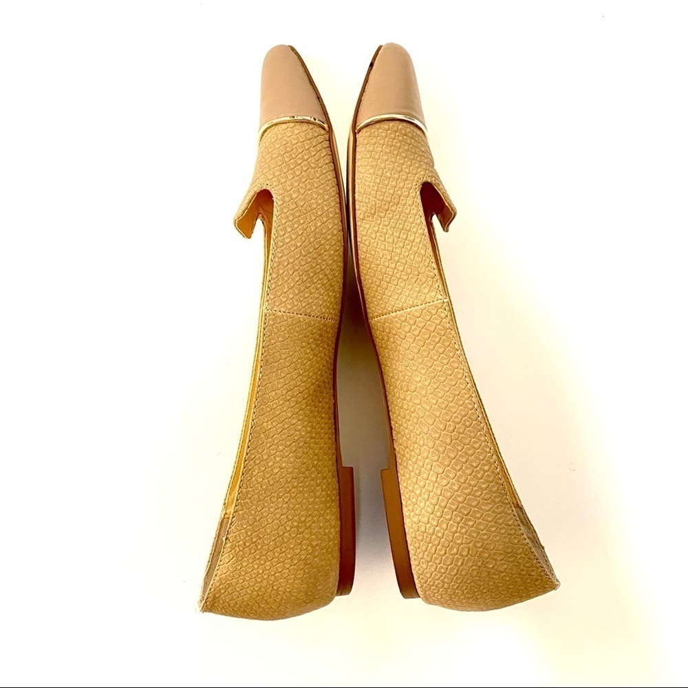 Calvin Klein Tan Pointed-toe Leather Flat Shoes 8.5 Slip-on Cap Toe Snake Print - Picture 5 of 12